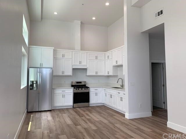 Foto del edificio - 9169 Normandie Ave