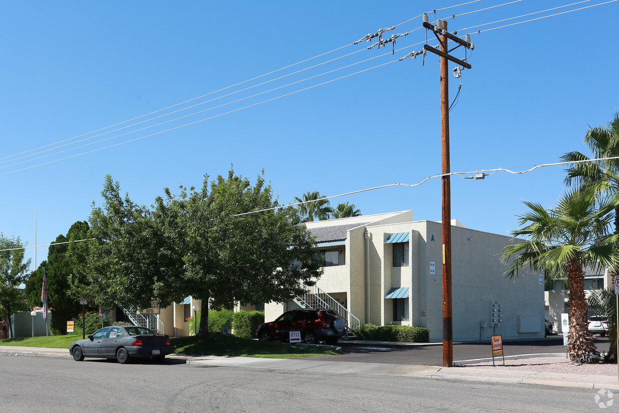 Building Photo - East Gate Apartments