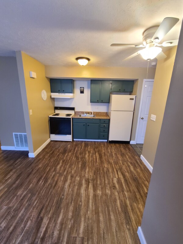 Foto del edificio - 4532 Ridgely Tract Rd SE