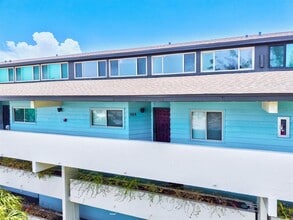 Building Photo - 9604 Cortez Rd W