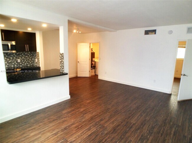 Foto del edificio - 1515 West Ave