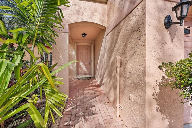 Building Photo - 1147 Via Jardin