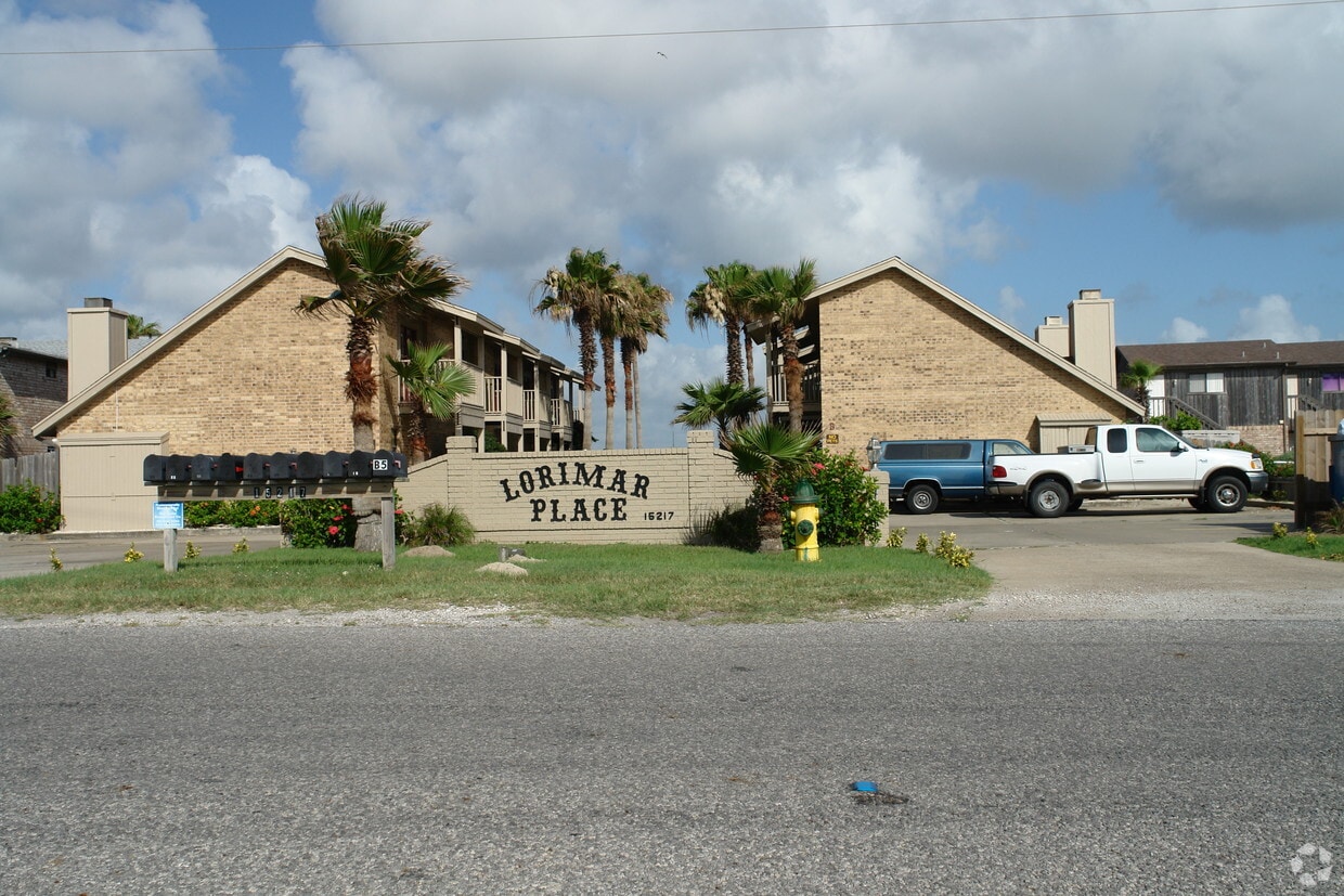 15217 Leeward Dr, Corpus Christi, TX 78418 Apartments in Corpus