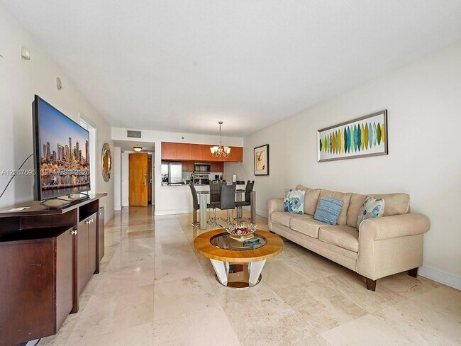 Foto del edificio - 1200 Brickell Bay Dr