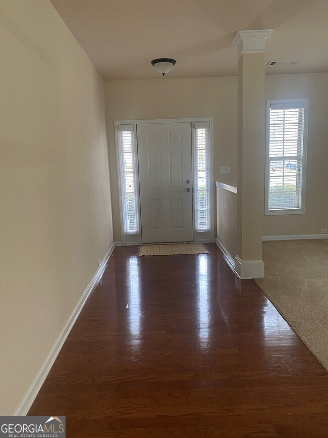 Foto del edificio - 5219 Centennial Hill Dr NW