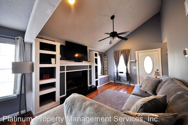 Building Photo - 2 br, 2.5 bath House - 4161 Lake Mist Dr Nw