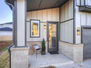 Building Photo - 2548 NW 131st St