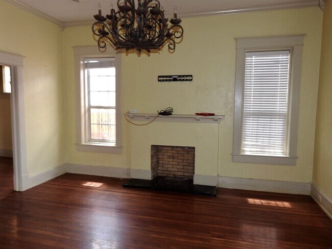 Foto del edificio - 605 Hidalgo St