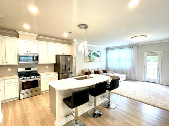 Building Photo - 5312 Orchid Bloom Dr