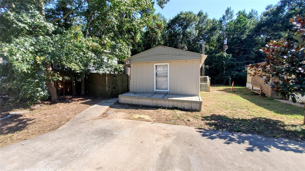 Primary Photo - 918 Queenswood St