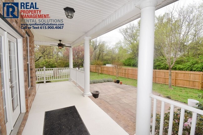 Building Photo - All brick 3bd/2ba home PLUS bonus room! At...