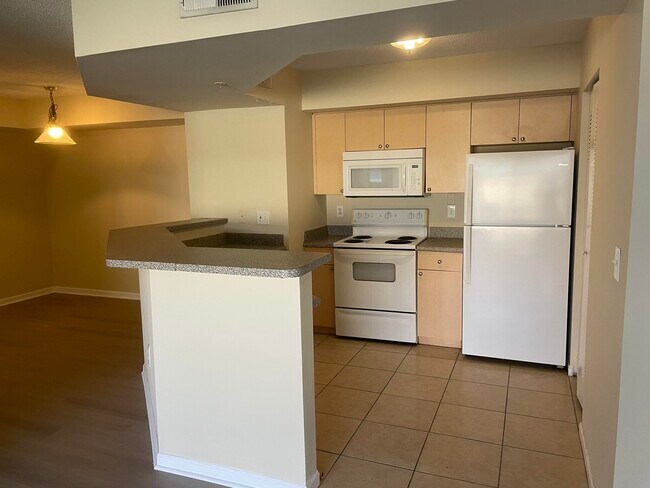 Foto del edificio - 3605 NW Adriatic Ln