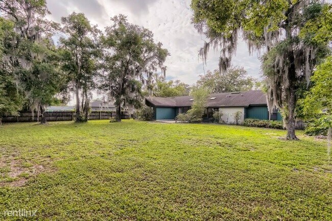 Building Photo - 4 br, 3 bath House - 164 Estella Rd