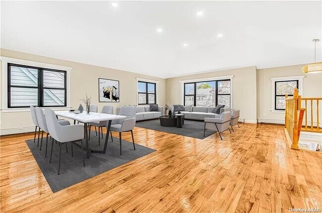 Foto del edificio - 21014 Hollis Ave