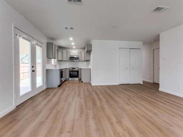 Building Photo - 2032 Meadfoot Rd