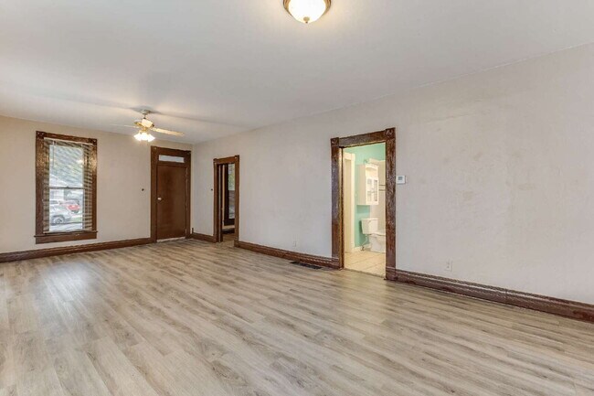 Foto del edificio - 514 S Fern St