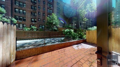 Building Photo - 405 E 56th St