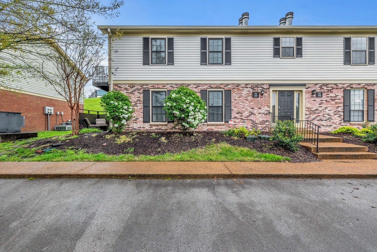Spotless home in the most convenient locat... - Spotless home in the most convenient locat...