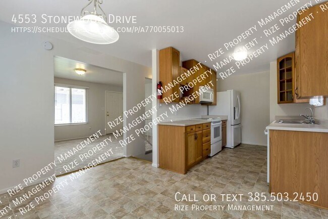 Foto del edificio - 4553 Stonewood Drive