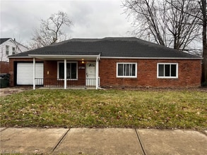 Building Photo - 27381 Markbarry Dr