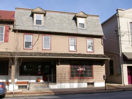 Primary Photo - 115 S Market St