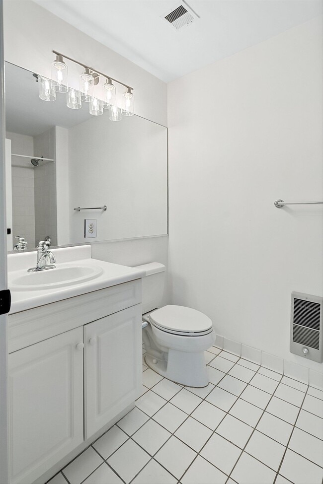 Foto del edificio - 30 CONSTITUTION Way