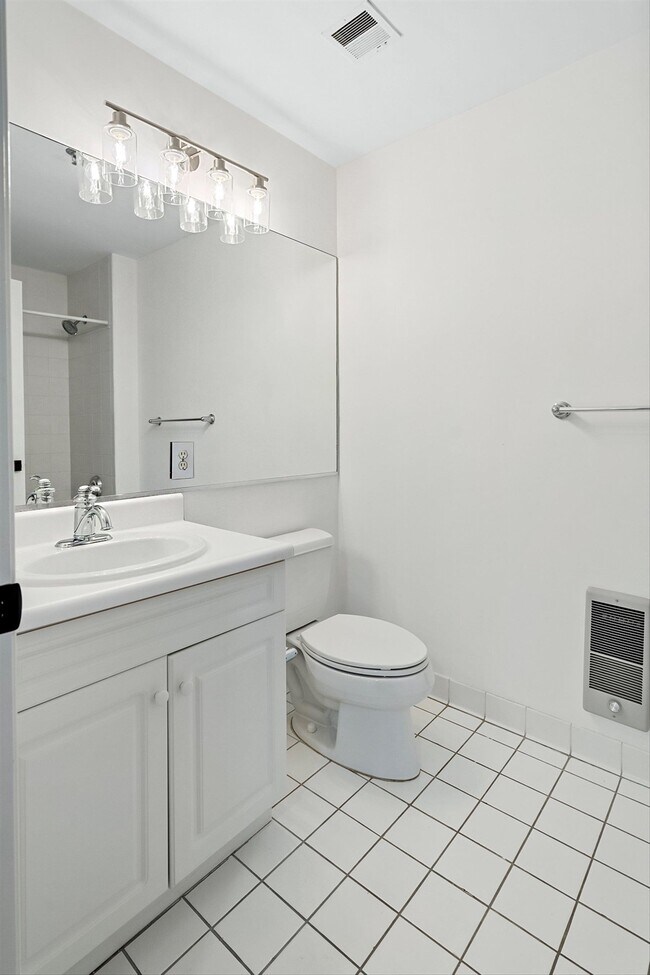 Building Photo - 30 CONSTITUTION Way