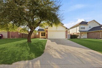 Building Photo - 9519 Maple Green Ln