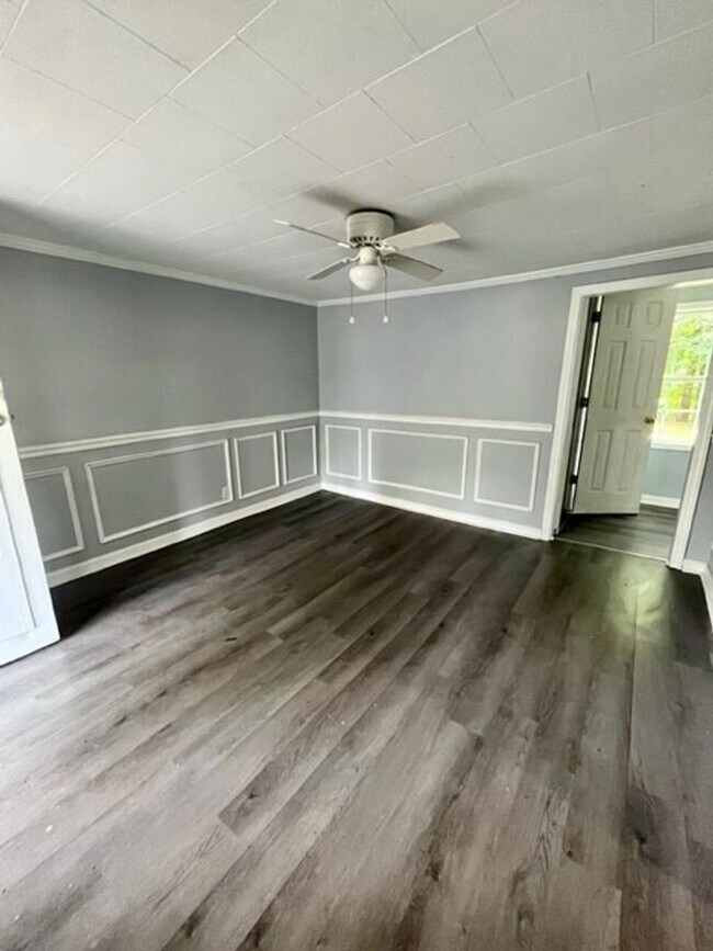 Foto del edificio - Adorable 1 Bedroom 1 Bath House
