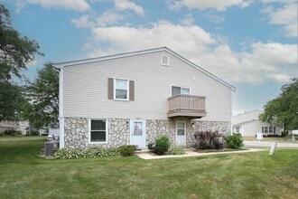Building Photo - 1063 Hampton Harbor