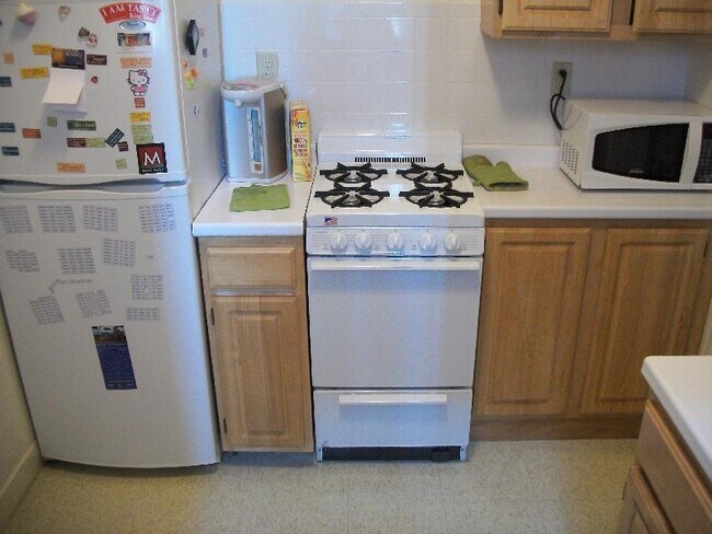 Building Photo - 19 James St