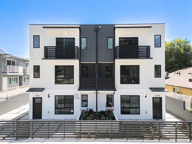 Building Photo - 6700 Kester Ave