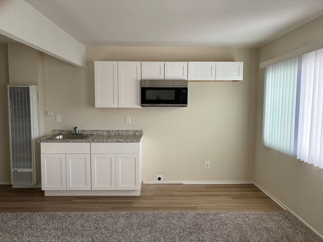 Primary Photo - Studio Townhome in Fountain Valley