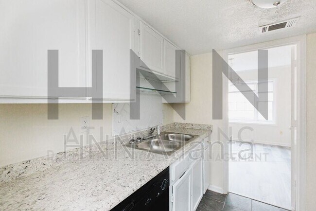 Building Photo - 5646 Executive Way