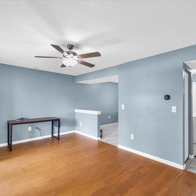 Foto del edificio - 610A English Creek Ct