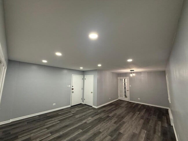 Foto del edificio - 6306 W Belmont Ave