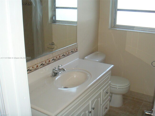 Foto del edificio - 2 br, 1 bath House - 904 Wallace St
