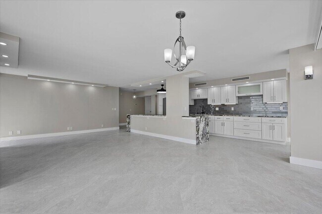 Foto del edificio - 5540 N Ocean Dr