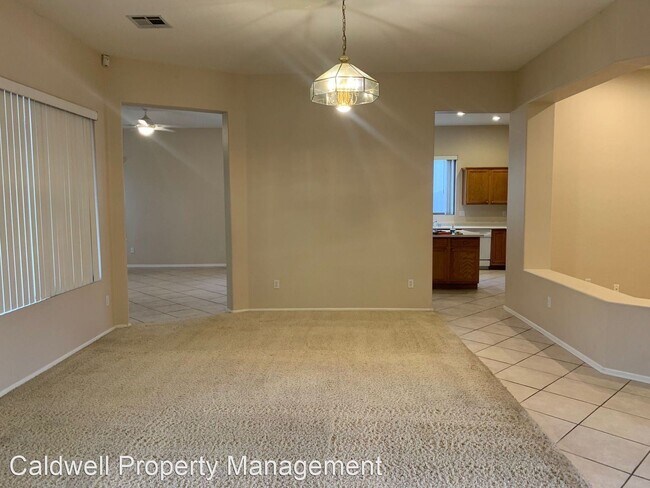 Building Photo - 3 br, 2 bath House - 721 S. Sycamore Pl.