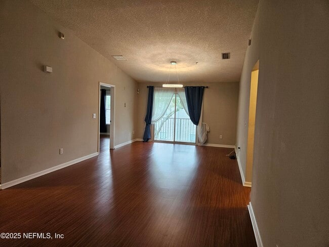 Building Photo - 7036 Deer Lodge Cir