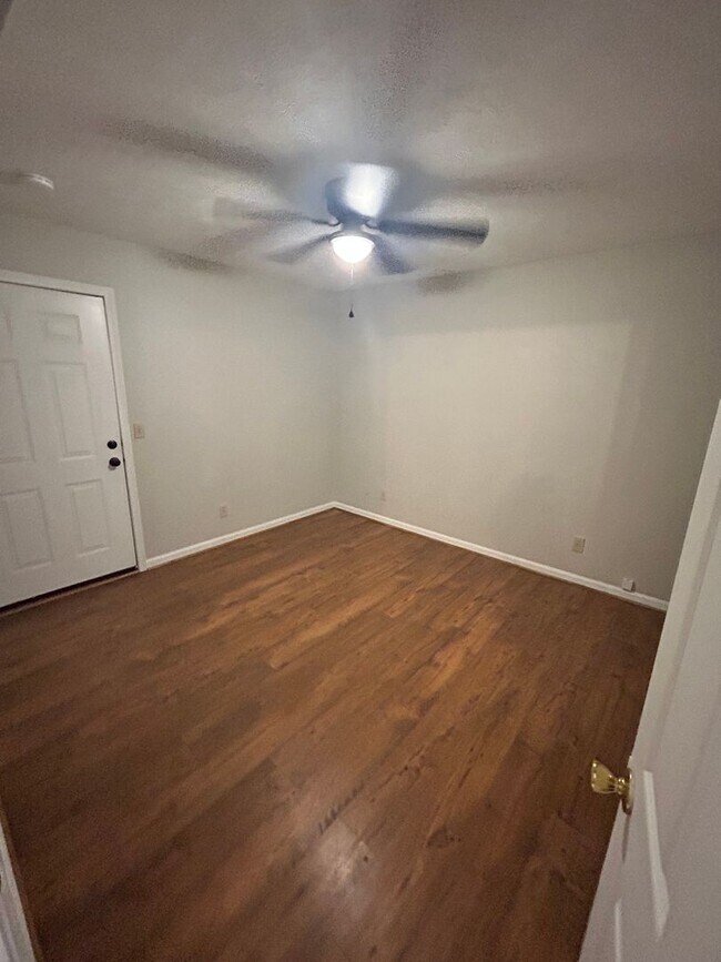 Foto del edificio - 520 Gadsden Rd NW