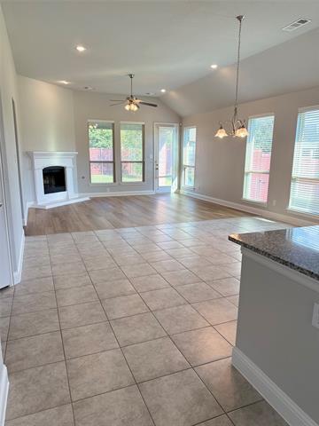 Building Photo - 4409 Querida Ave