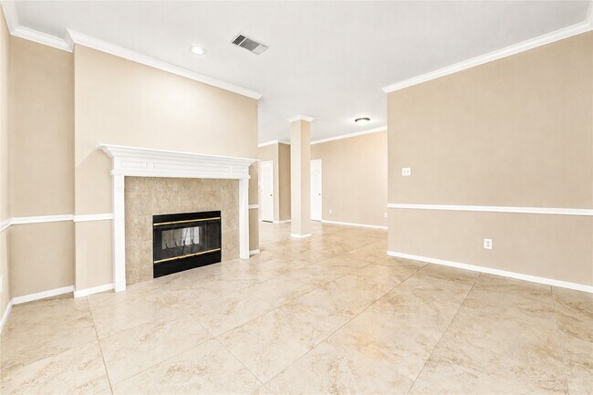 Foto del edificio - 14009 Hollow Canyon Ln