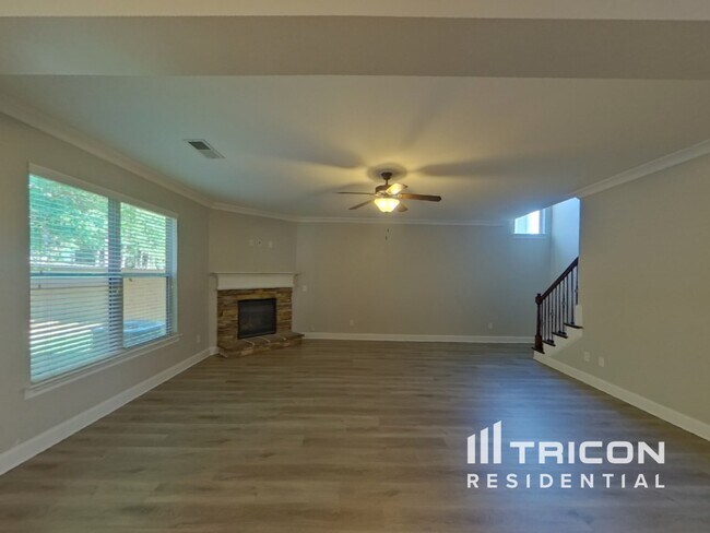 Foto del edificio - 2679 Dayview Ln