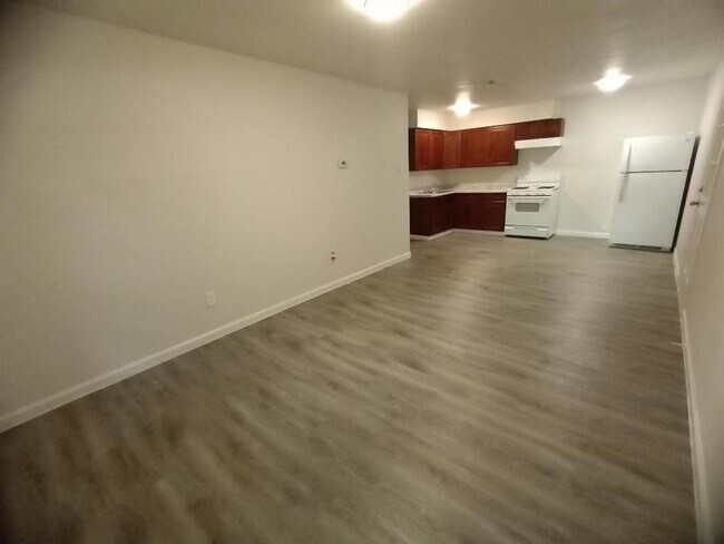 Building Photo - 13626 E Cypress Forest Dr