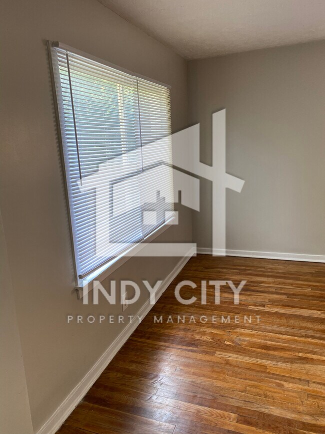 Building Photo - 6132 Raleigh Dr