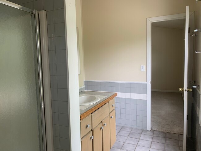 Foto del edificio - 709 13th Ave E