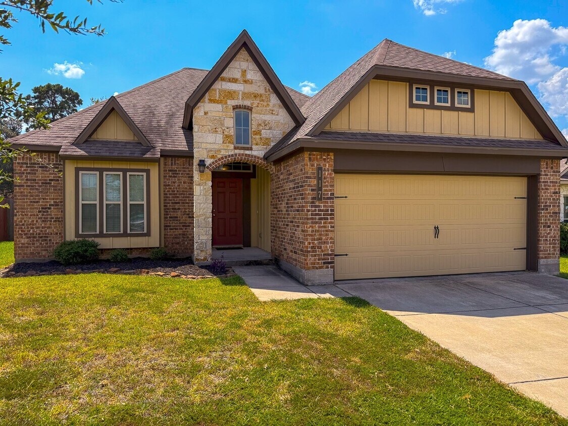 Foto principal - 117 Green Haven Dr