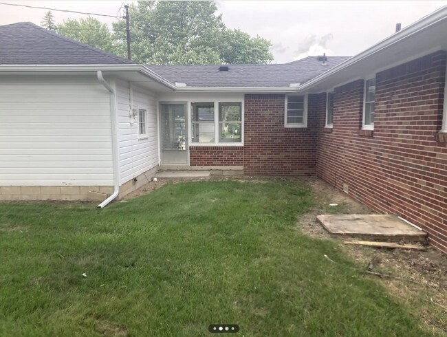 Building Photo - 28509 McCarty Dr