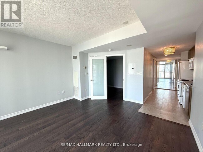 Building Photo - 11 Brunel Ct